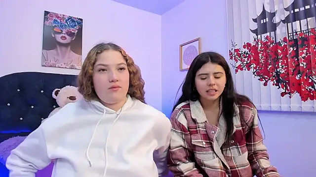 แชท XXX สดของ valeria_and_zoe