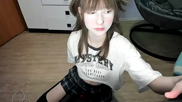 Yoonhee_ki élő XXX-chatje