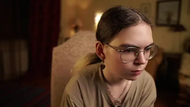 MyrlZangger élő XXX-chatje