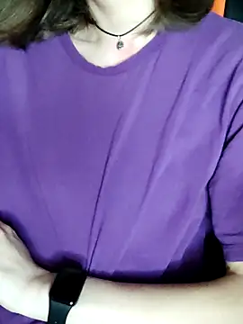 XXX chat uživo modela Aashikalaa