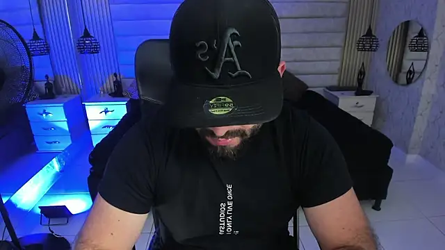 jhon_bear03 Adlı Modelin Canlı XXX Sohbeti