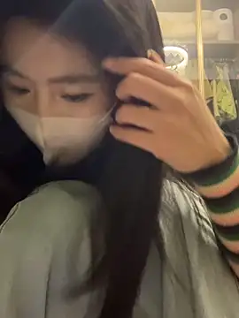 feifei-love 现场XXX聊天