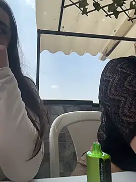 Antonella_Julieta Adlı Modelin Canlı XXX Sohbeti