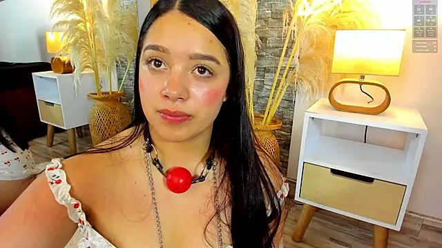 Czat XXX na żywo – Julieta_333