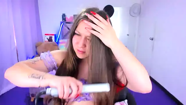 Czat XXX na żywo – Luna_Analya