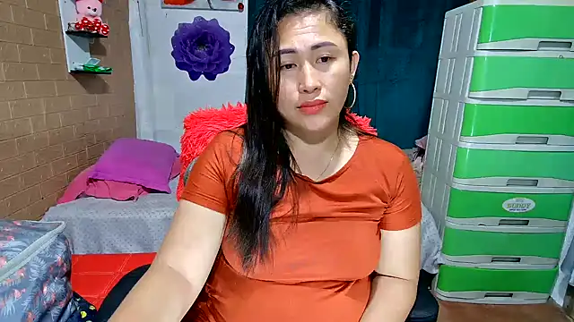 Ugly-Filipina: απευθείας συνομιλία ΧΧΧ