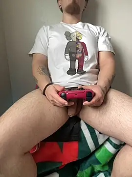 Chat +18 de kennyCumz ao vivo