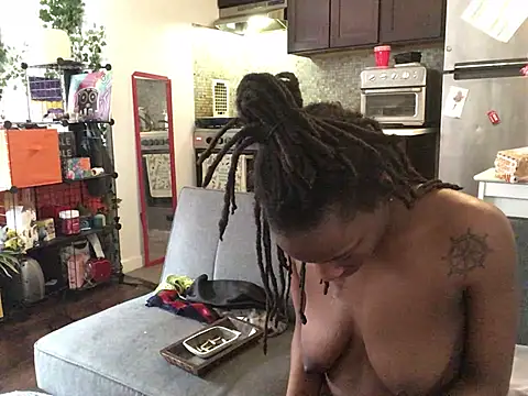 Chat +18 de littyleesh1 ao vivo