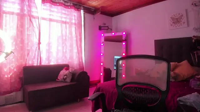 XXX chat uživo modela miss_julietaa