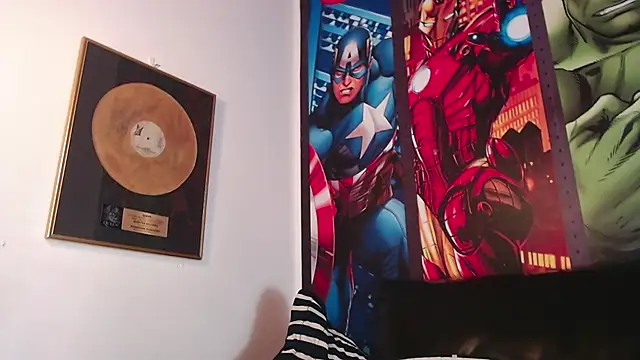 Czat XXX na żywo – Kevin_Charless