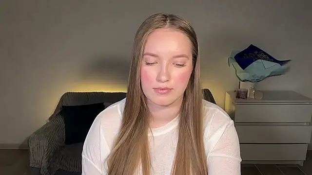 Chatroom XXX en direct de EvaMaddison