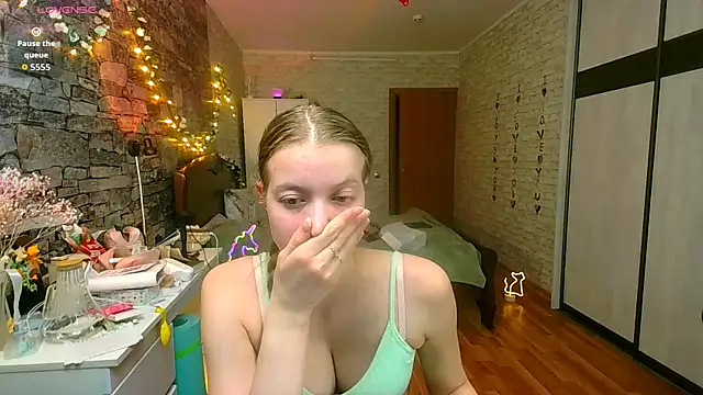 دردشة __Aphrodita__wow__ الجنسية المباشرة