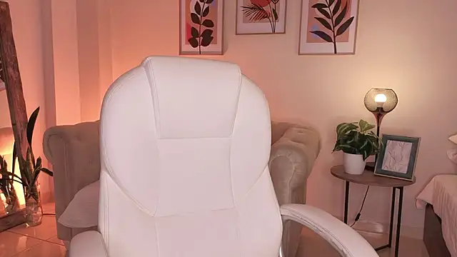 DahianaWalcott's Live XXX Chat