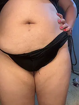 Soe_Lara's Webcam Show