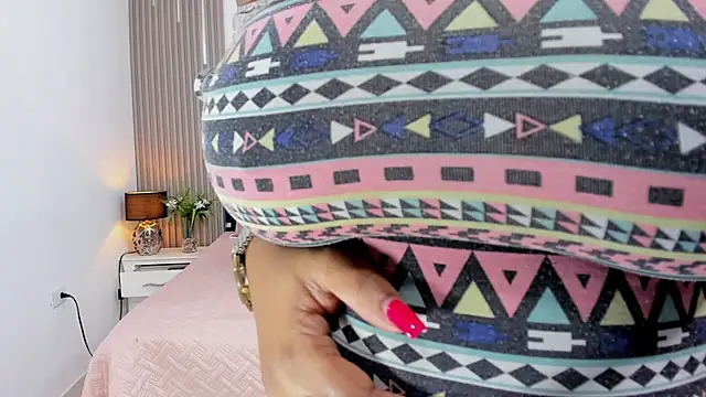 gabytyara2 live XXX chat