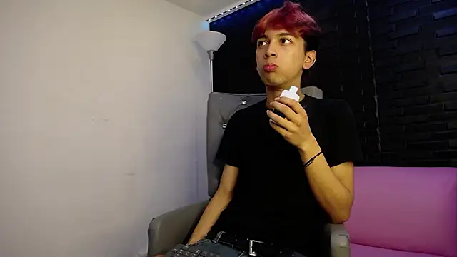 DanteLuxn Live XXX chat