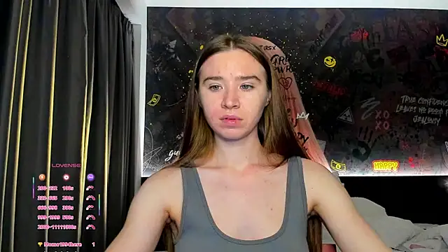 Surared_booty Adlı Modelin Canlı XXX Sohbeti