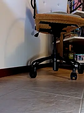 Show modela La__Clito na web-kameri