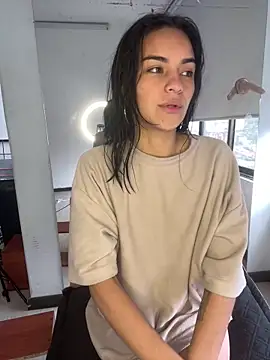 Chat XXX en directo de bliinkii_and_luka_