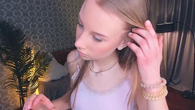 CarmenLipkin Obrolan Langsung XXX