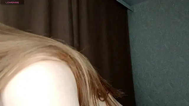 LeslieShay's Live XXX Chat