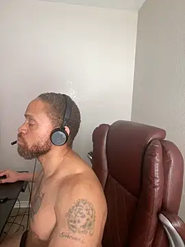 Fathero1time: онлайн-секс-чат