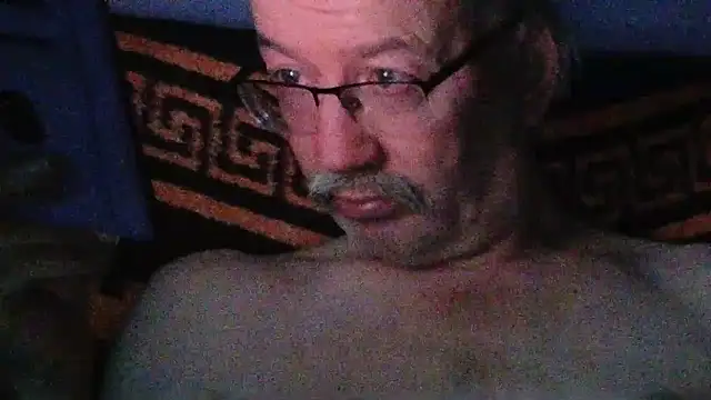 cumloverboyxx69 webkamerás műsora