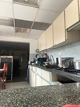 Pertunjukan Kamera Web AzaharJaan