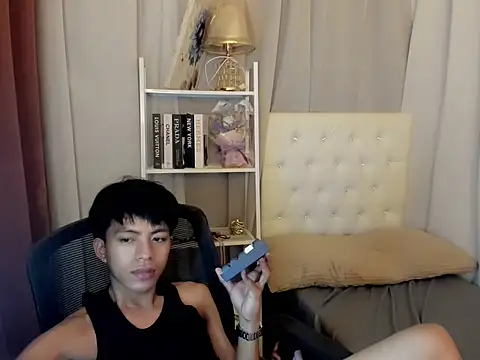 Онлайн чат XXX davincihugecock