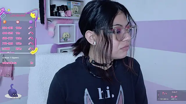 Catwhite_: онлайн-секс-чат