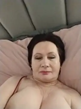 SalientClean Live XXX Chat