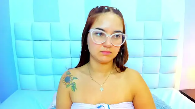 teresasroom_'s Live XXX Chat