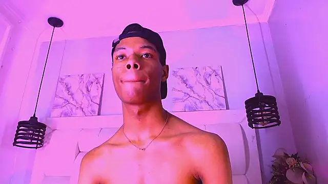 Czat XXX na żywo – Santiago_Ortiz_