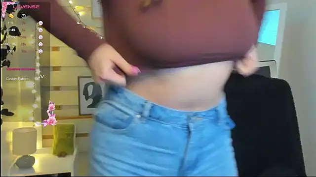 Chat XXX ao vivo de Josephine_Kiss