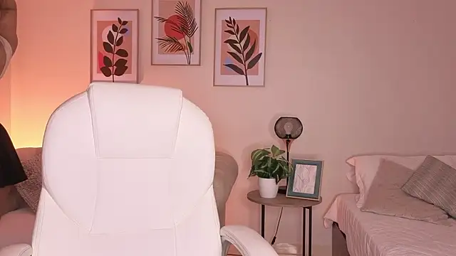 DahianaWalcott: απευθείας συνομιλία ΧΧΧ