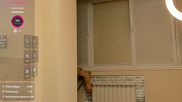 Betty_Holt 现场XXX聊天