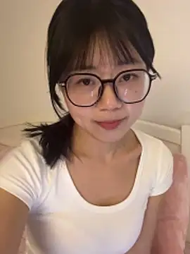 Nana-3's Live XXX Chat