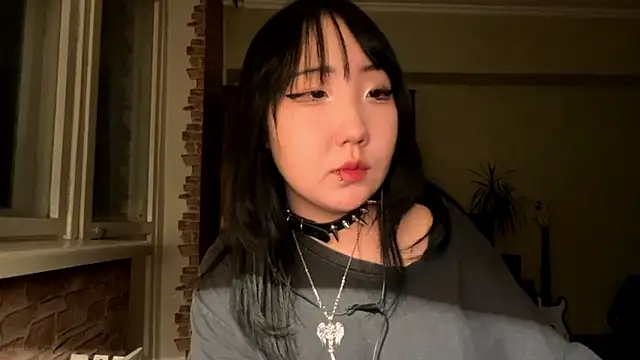 Yunananaa Live XXX-Chat