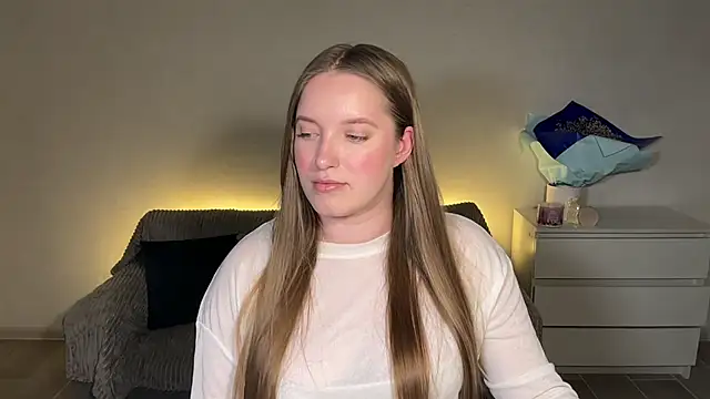 XXX chat uživo modela EvaMaddison