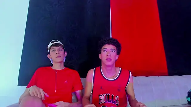 Pleasure_boys_hot – Naživo XXX chat