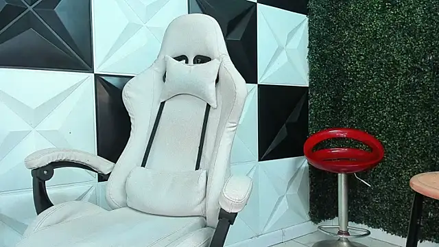 ManSant: απευθείας συνομιλία ΧΧΧ