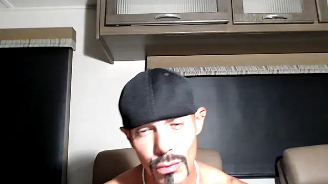 XXX chat uživo modela ThickD2C