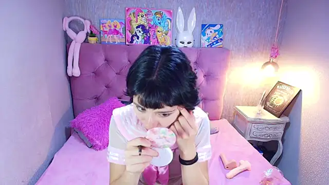 charlottemoonxz Live XXX-Chat