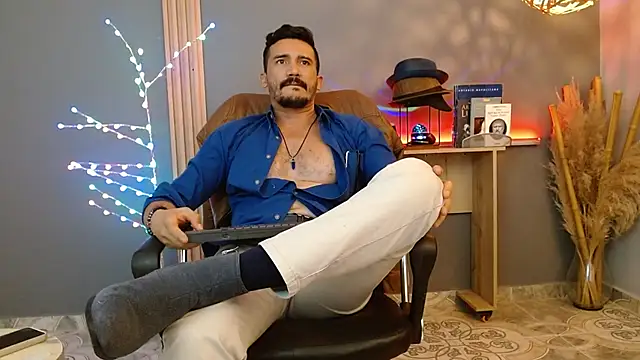 Chat XXX ao vivo de Reiko_85_