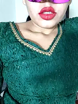 Chat XXX ao vivo de Heena-143