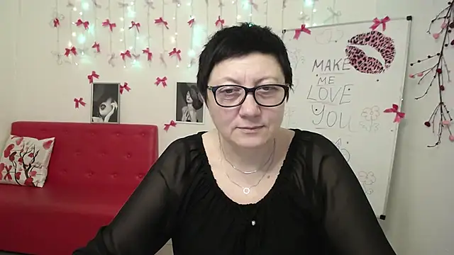 EmilyL0ve Live XXX-Chat