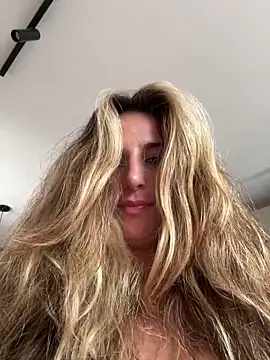 Thescorpionfr_ Adlı Modelin Web Kamerası Şovu