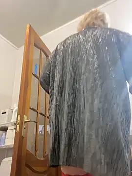 Viki100paradise – Live XXX-chat