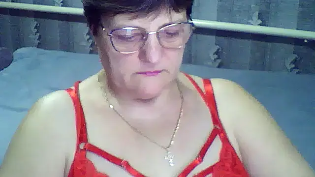 ElzaJewel: онлайн-секс-чат