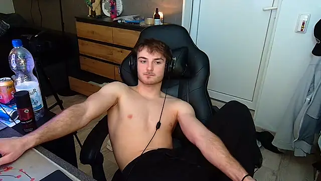 Rudi2007Eye élő XXX-chatje